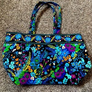 Vera Bradley tote